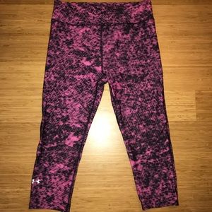 Under Armour Pink Compression HeatGear Crop M